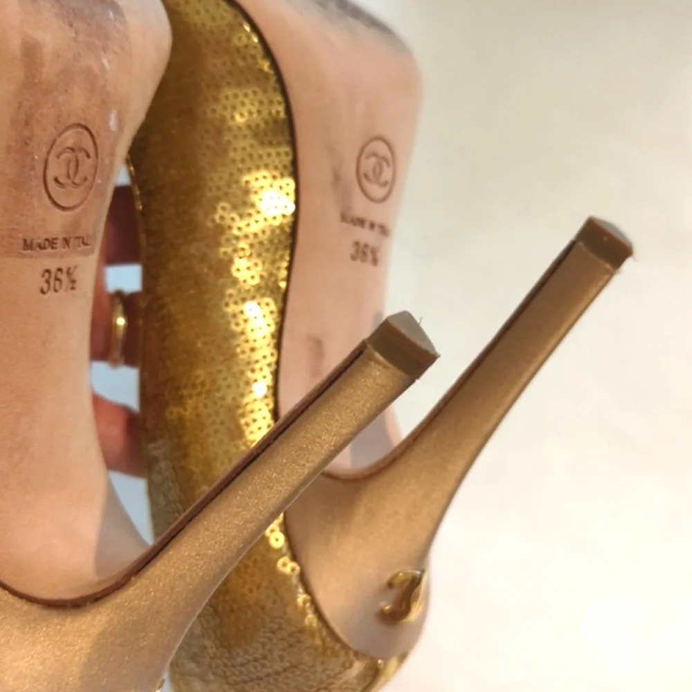CHANEL Quilted Sequin Satin round toe gold celebrity heels size 6.5 - Picture 11 of 16